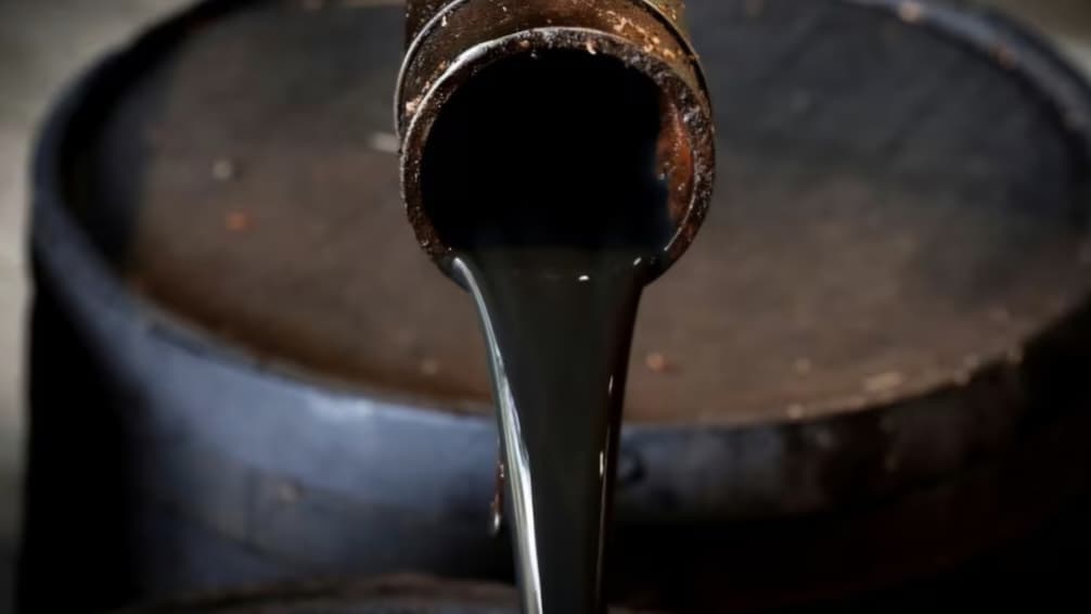 El petróleo alcanza su precio más alto desde 2024 por conflicto en Oriente Medio