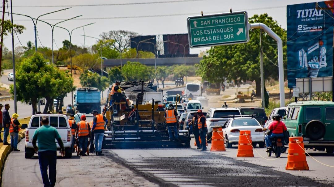 Arranca segunda fase de asfaltado en la Circunvalación 1 para mejorar movilidad en Maracaibo