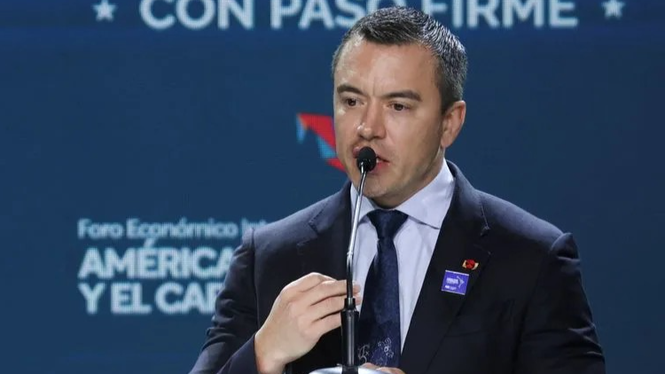 Ecuador declara persona non grata al embajador de Cuba