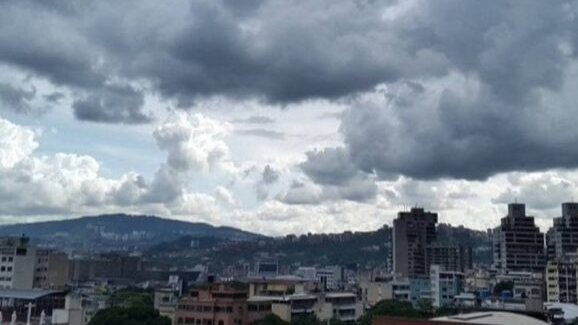 Inameh confirma lluvias y presencia de polvo sahariano para este jueves