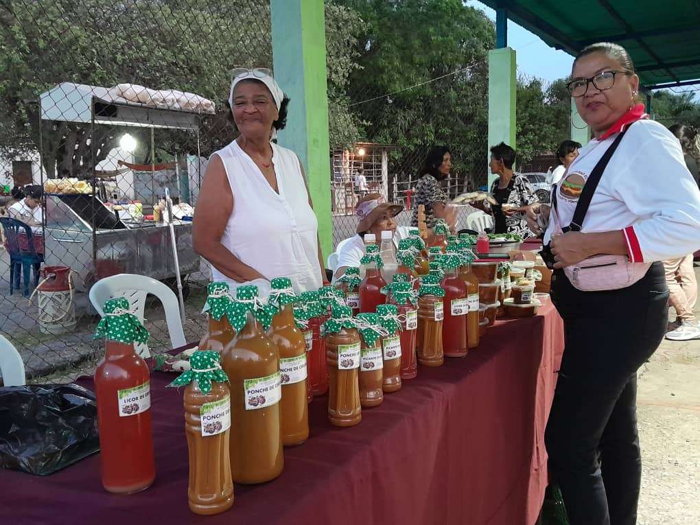 Capachal se prepara para la 38ª Feria de la Ciruela con música y nuevos sabores