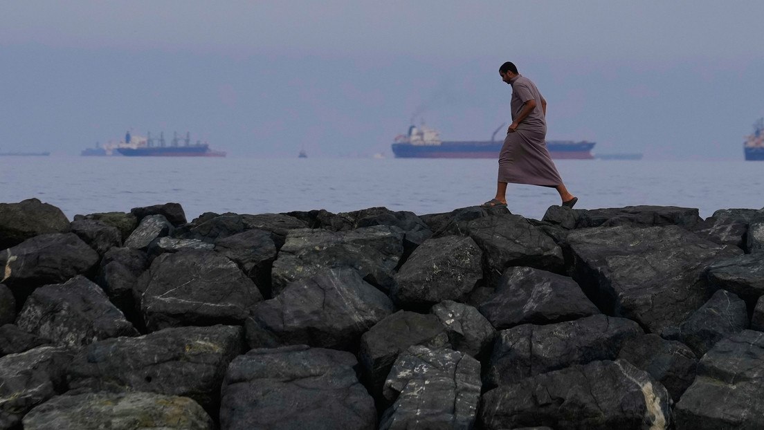 EE.UU. REFUERZA BLOQUEO NAVAL CONTRA IRÁN Y SUMA 33 EMBARCACIONES DESVIADAS EN EL ESTRECHO DE ORMUZ