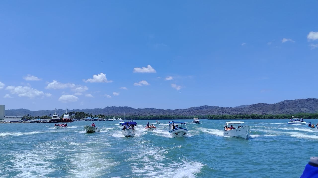 Higuerote renueva su fe con la tradicional Bendición del Mar en el cierre de la Semana Santa 2026