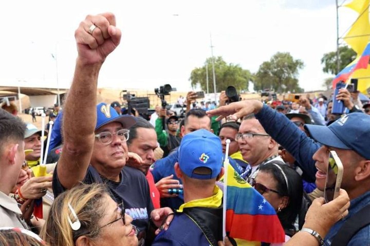 Sector pesquero de Cumaná se moviliza en gran peregrinación acuática contra las sanciones