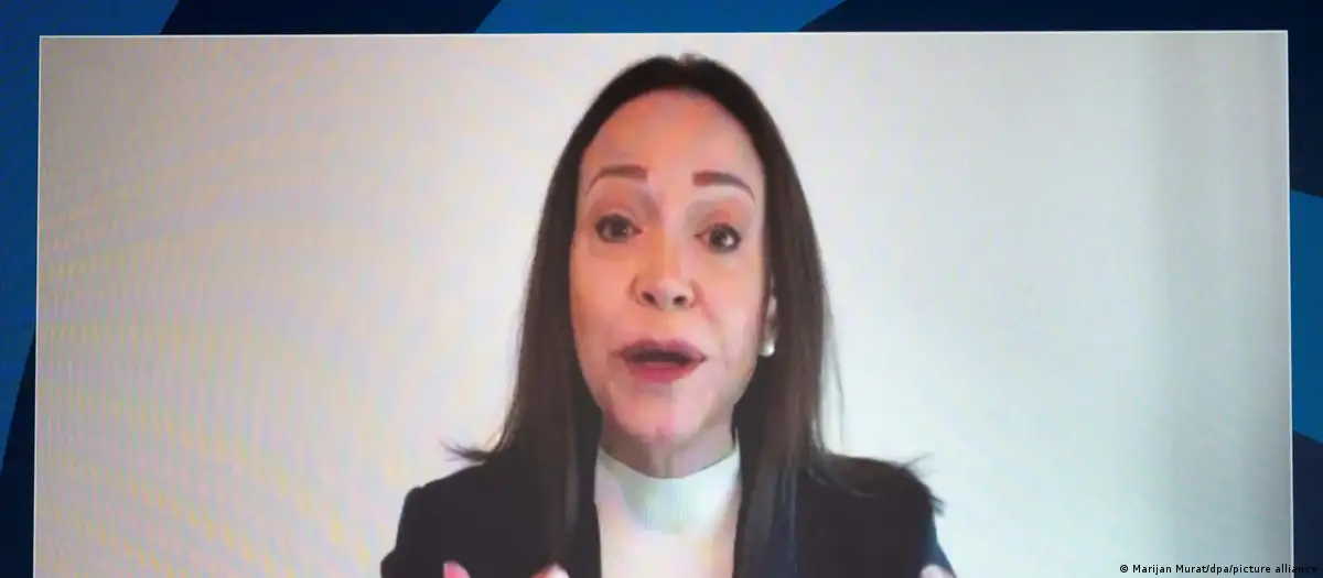 Machado presiona convocatoria electoral