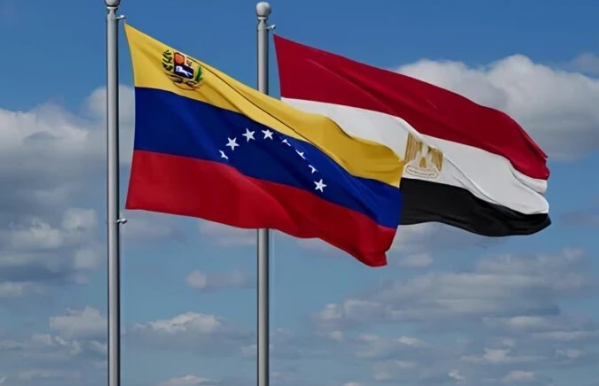 Venezuela y Egipto fortalecen cooperación farmacéutica