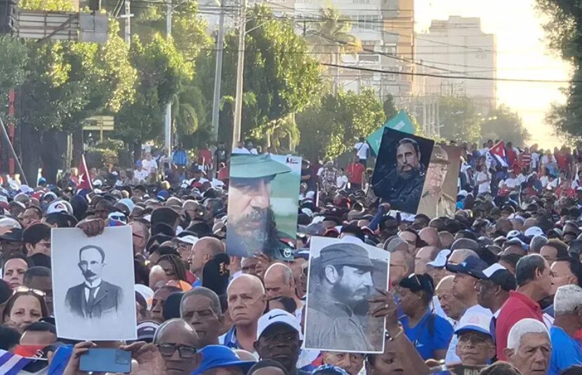 Cuba conmemora 65 años de Revolución