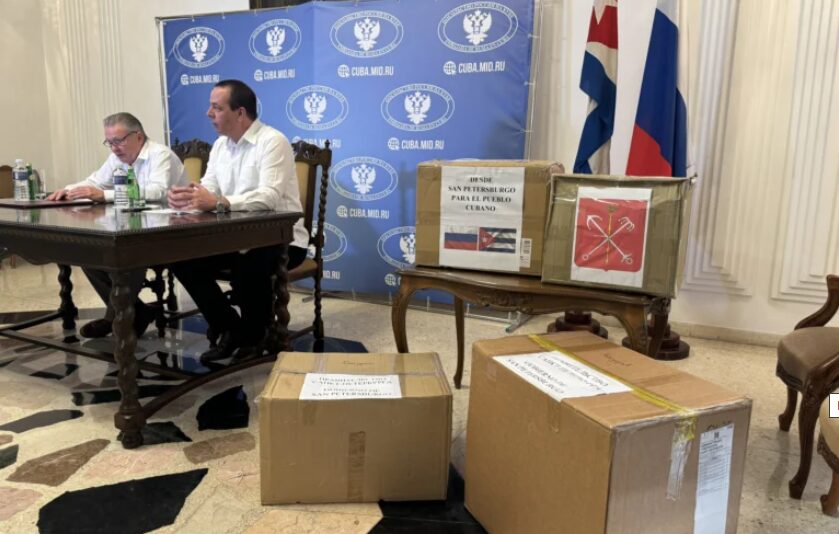 Rusia dona cargamento de medicamentos a Cuba