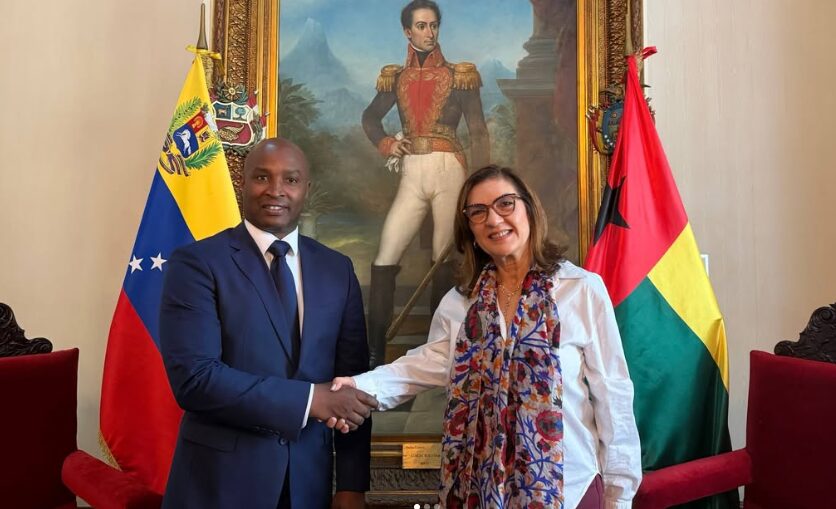 Venezuela y Guinea-Bisáu exploran acuerdos de conectividad