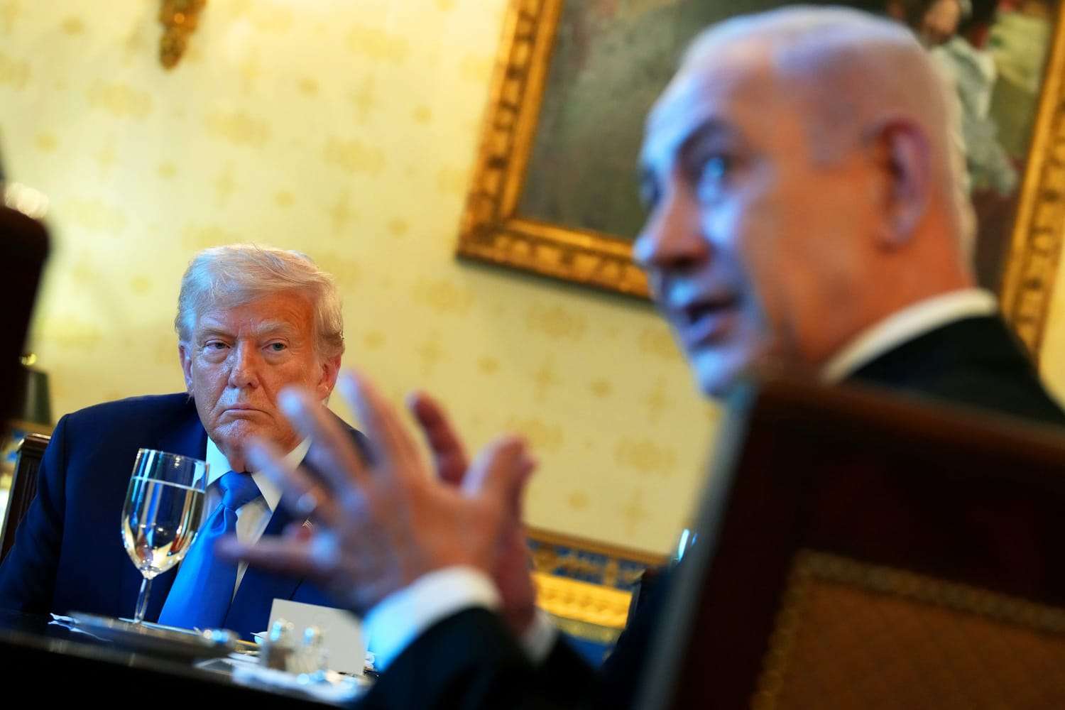 ​Trump prohíbe a Israel bombardeos contra el Líbano y anuncia avances históricos en acuerdo nuclear con Irán