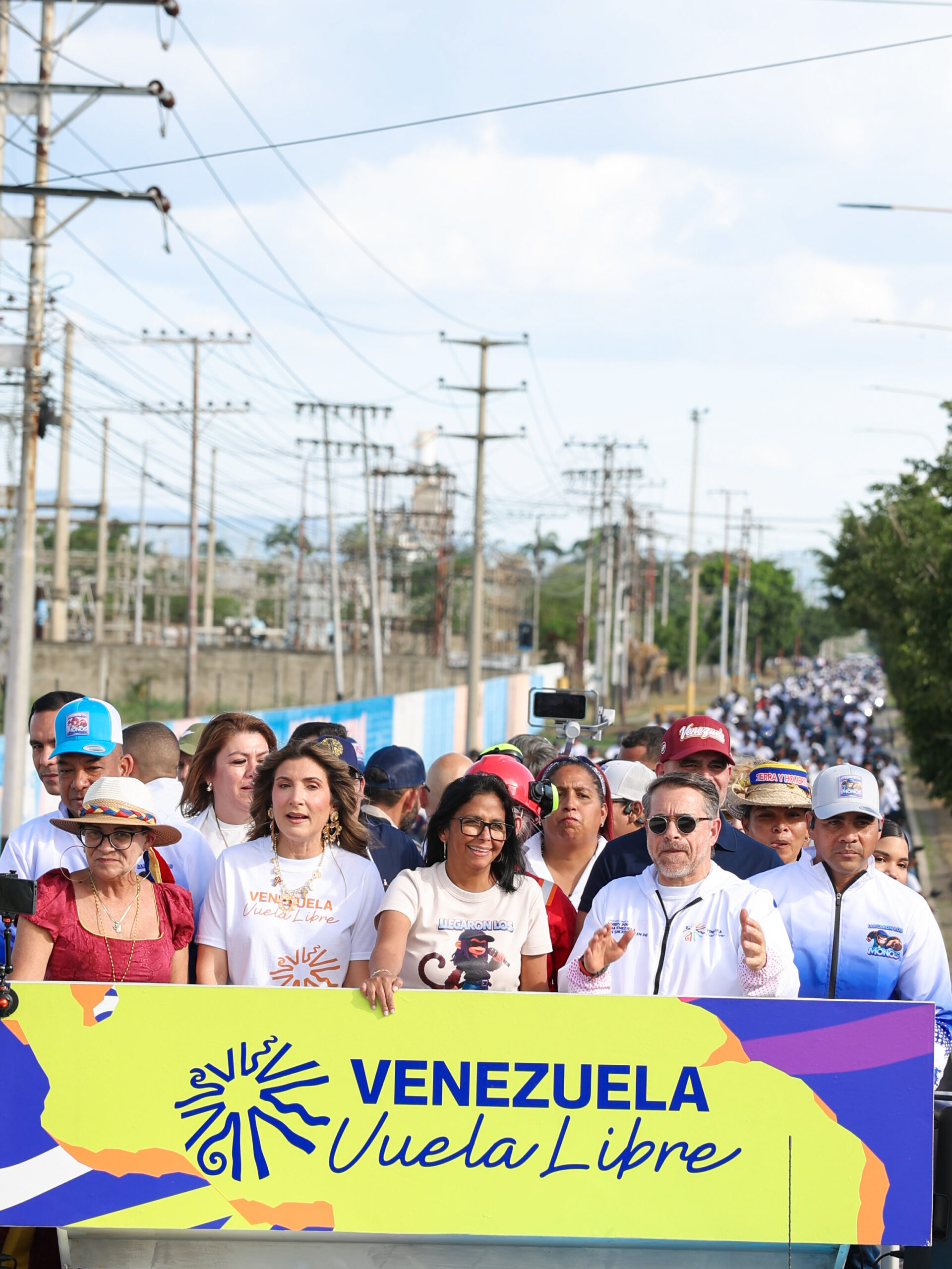 Valencia se desborda en respaldo a la estabilidad: Rodríguez y Lacava encabezan caravana por la paz