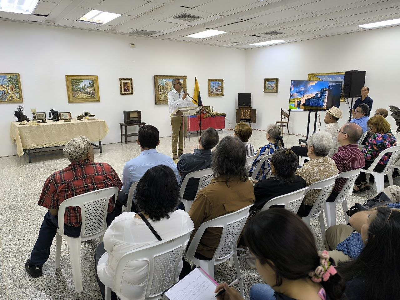 Alcaldía de Maracaibo tributa a Udón Pérez en su centenario