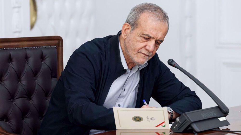 Presidente Iraní: «Israel busca desviar la atención mundial de sus crímenes contra los palestinos»