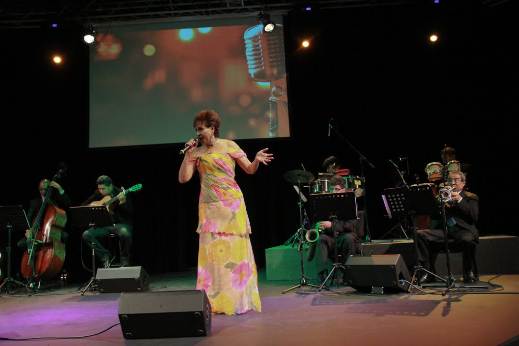 Diez cantantes homenajearán a Floria Márquez en el CCAM