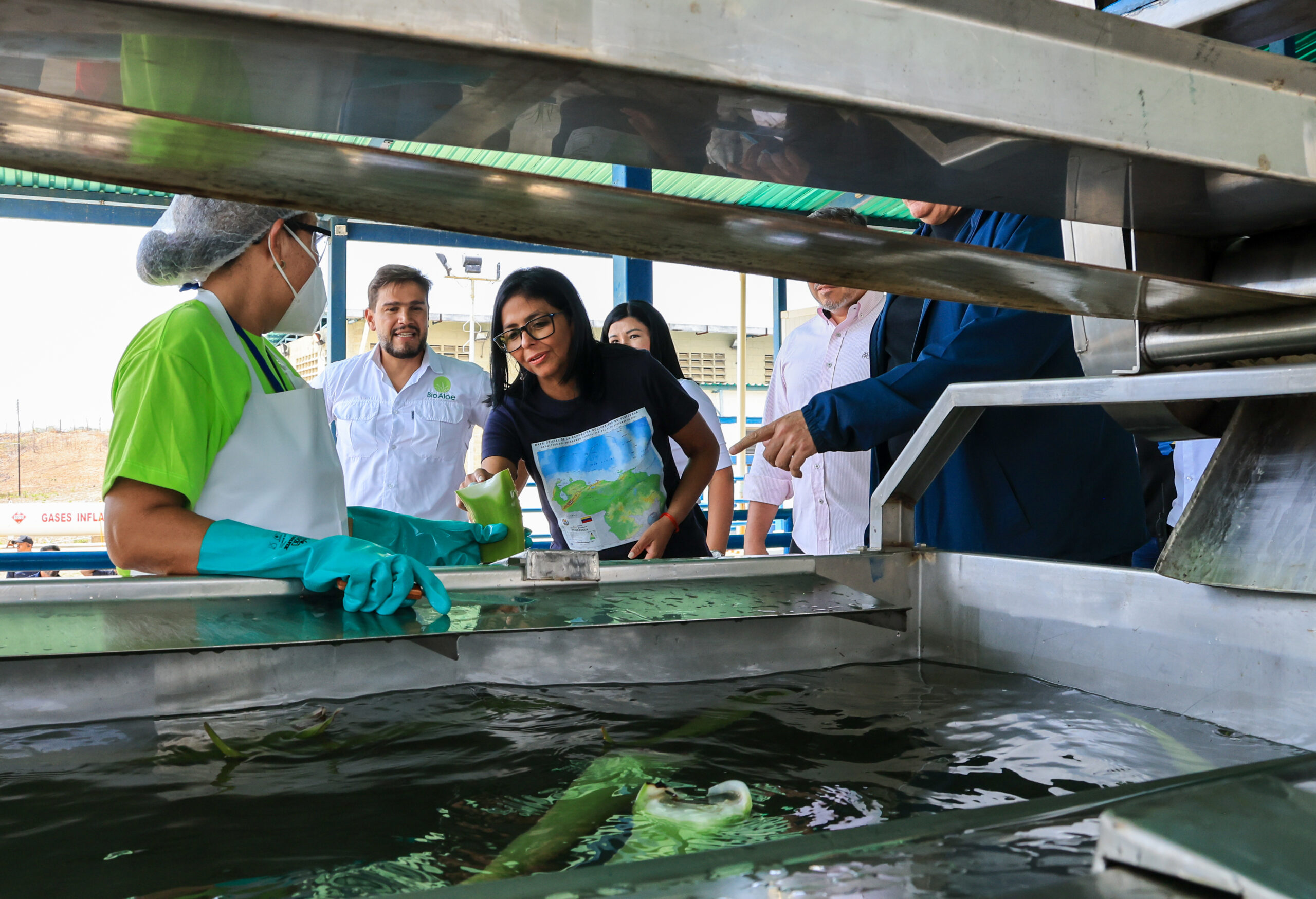 Delcy Rodríguez impulsa la biotecnología nacional con la reactivación de la planta «Bio Aloe»