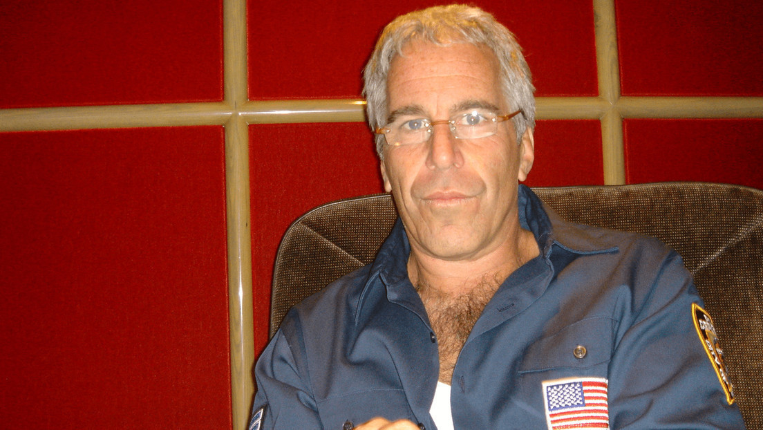 ¿Protegiendo a pervertidos?»: Massie denuncia el bloqueo de los archivos de Epstein