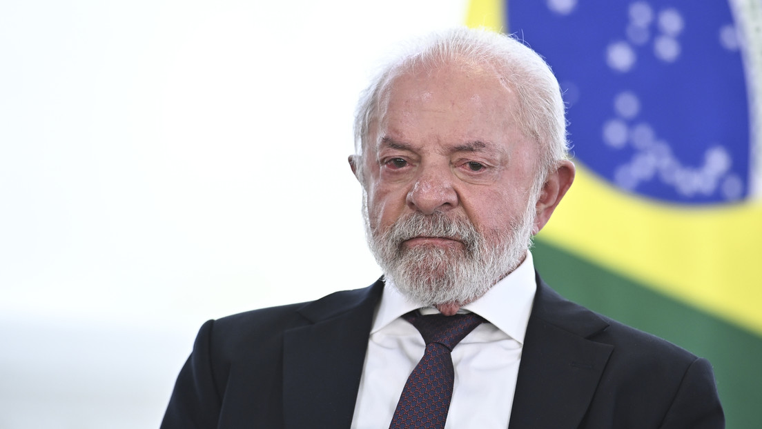 El presidente de Brasil, Lula da Silva, inicia tratamiento preventivo de radioterapia.