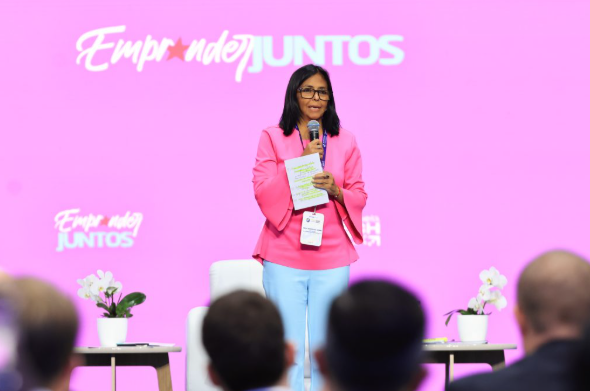 2 millones de emprendedores recibieron $1.100 millones a través del programa Emprender Juntos