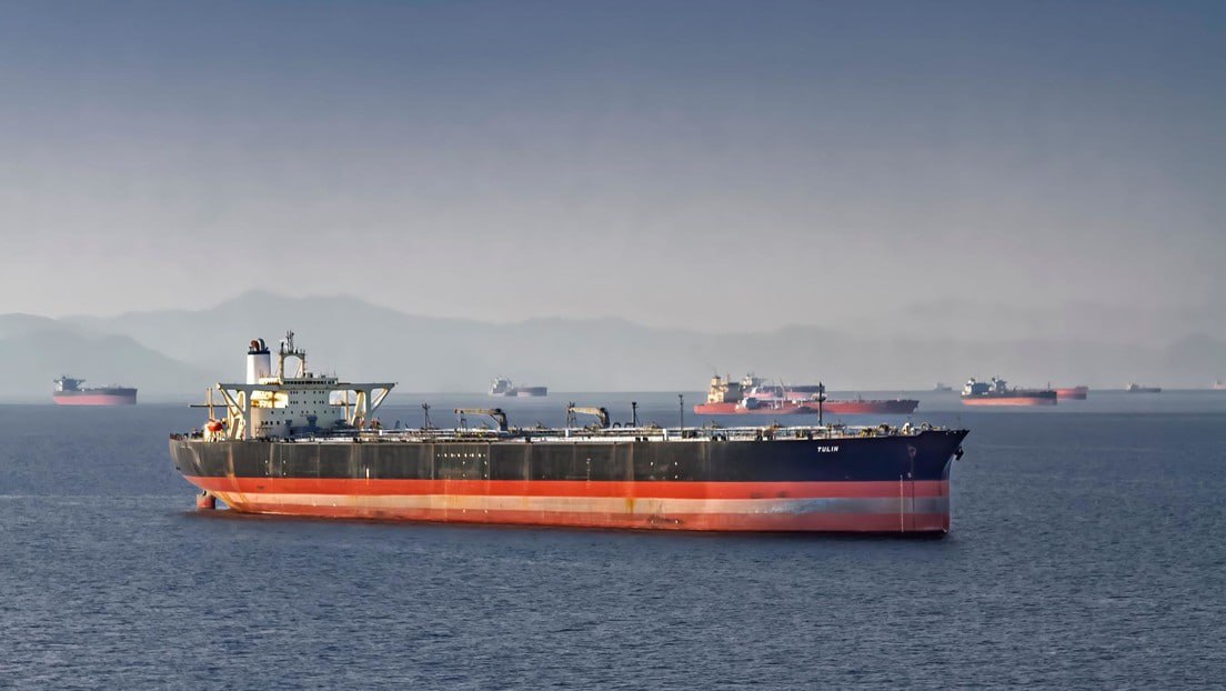 Guardia Costera de Yemen reporta el secuestro del petrolero Eureka frente a las costas de Shabwa