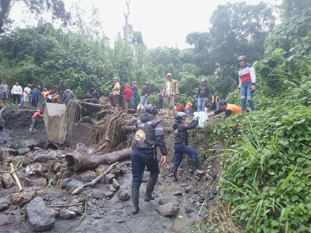 Despliegan equipos de gestión de riesgo en Portuguesa tras desbordamiento de ríos y quebradas en el eje montañoso