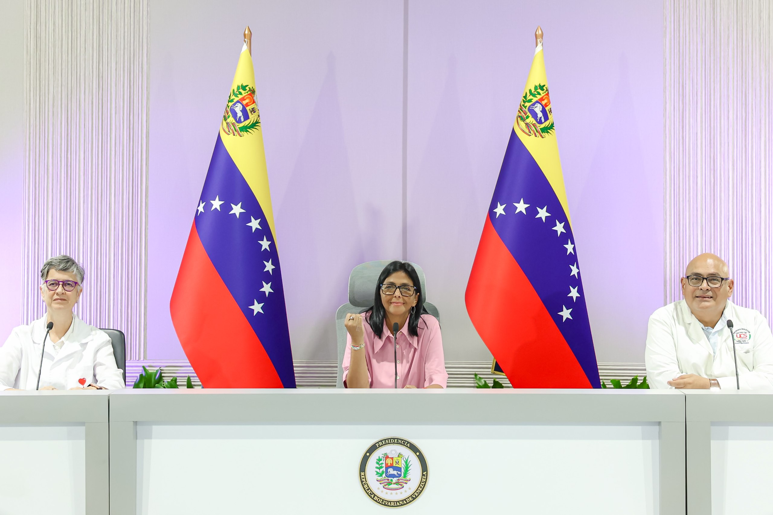 Hoy Delcy Rodríguez arrasaría en comicios