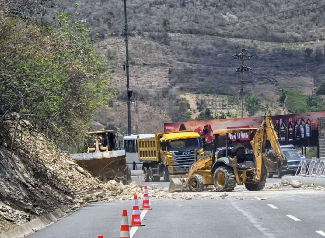 ​Vía segura: Finalizan obras en la Caracas-La Guaira