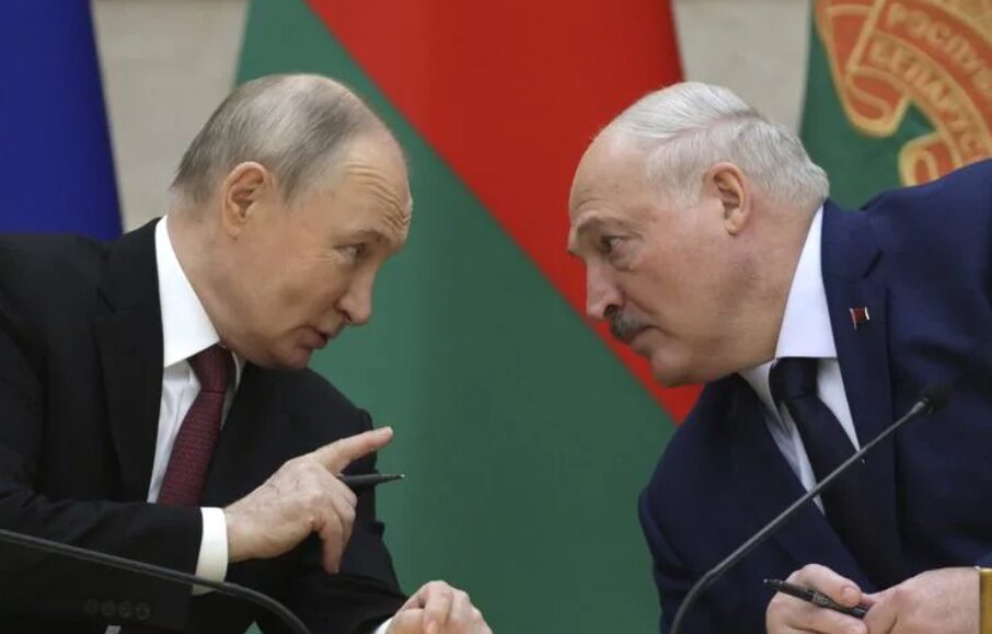 Putin y Lukashenko dirigen simulacro nuclear