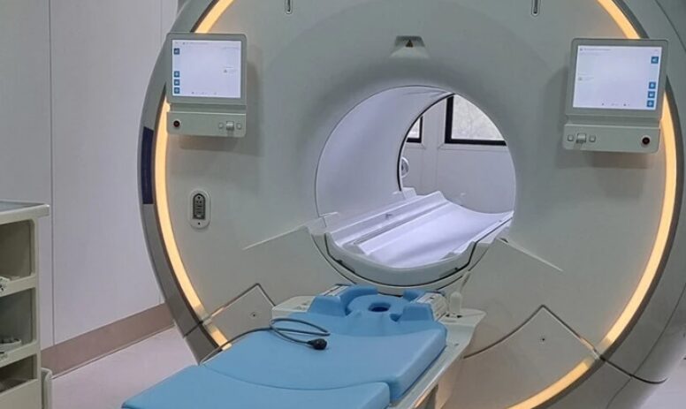 Salud dotará hospitales con equipos de alta tecnología