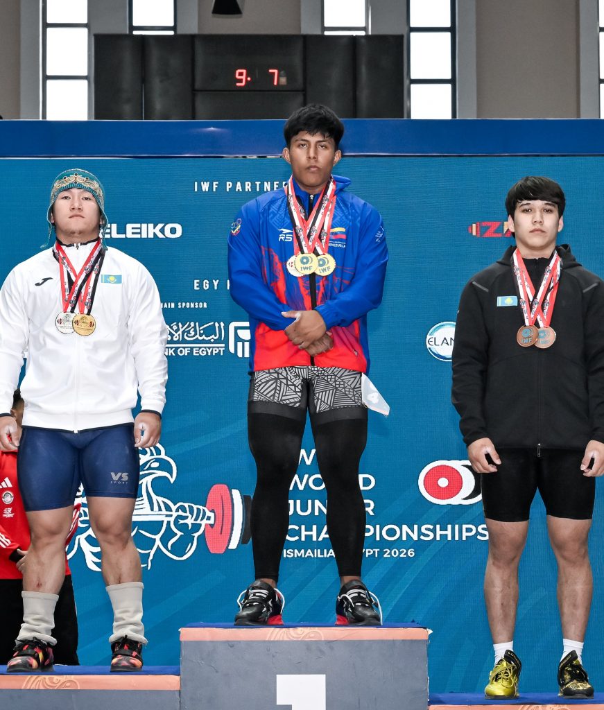 Ángel Rodríguez ganó campeón mundial con récord panamericano