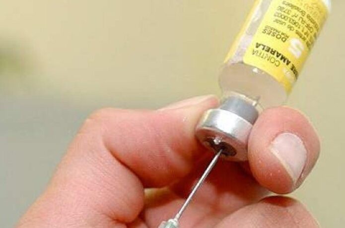 Venezuela amplía a 10 estados vacunación contra fiebre amarilla