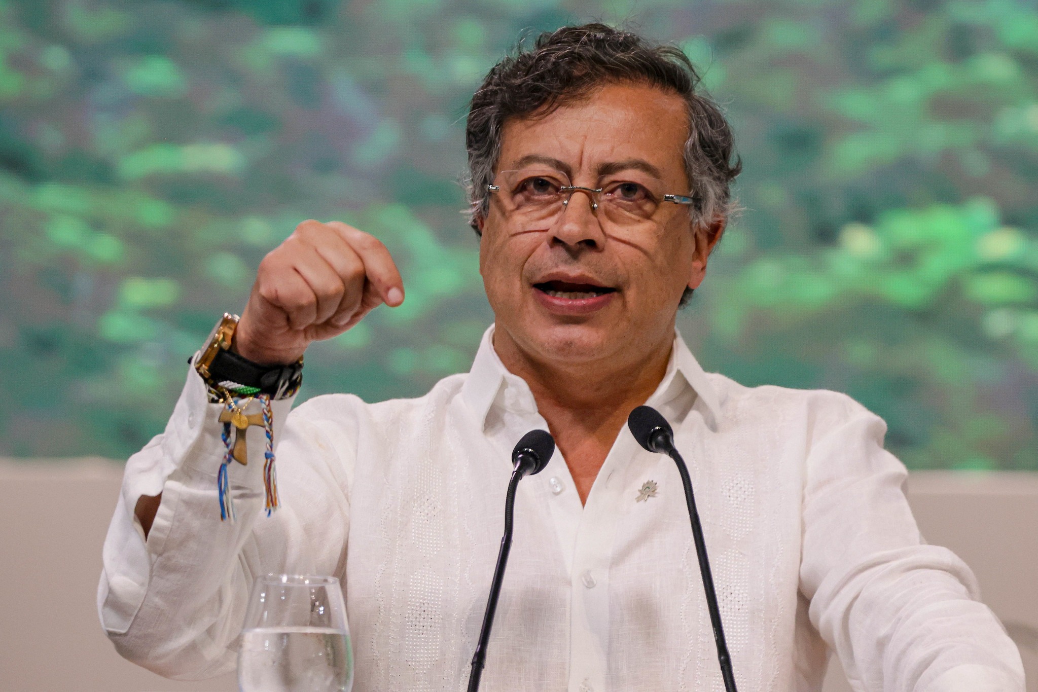 ¿Masacre en Bolivia? Petro reacciona a expulsión diplomática