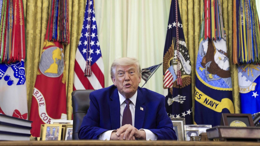 El «itinerario» de Trump: Promete «encargarse» de Cuba tras terminar con Irán