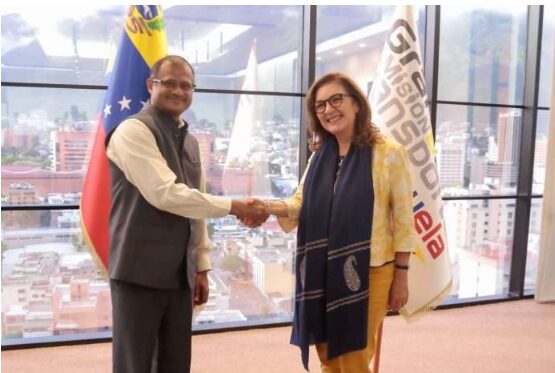 ¿Qué negoció Venezuela con India en transporte?