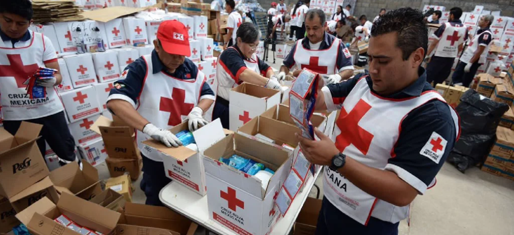 Países ofrecen rescatistas y ayuda humanitaria a Venezuela tras el doble terremoto