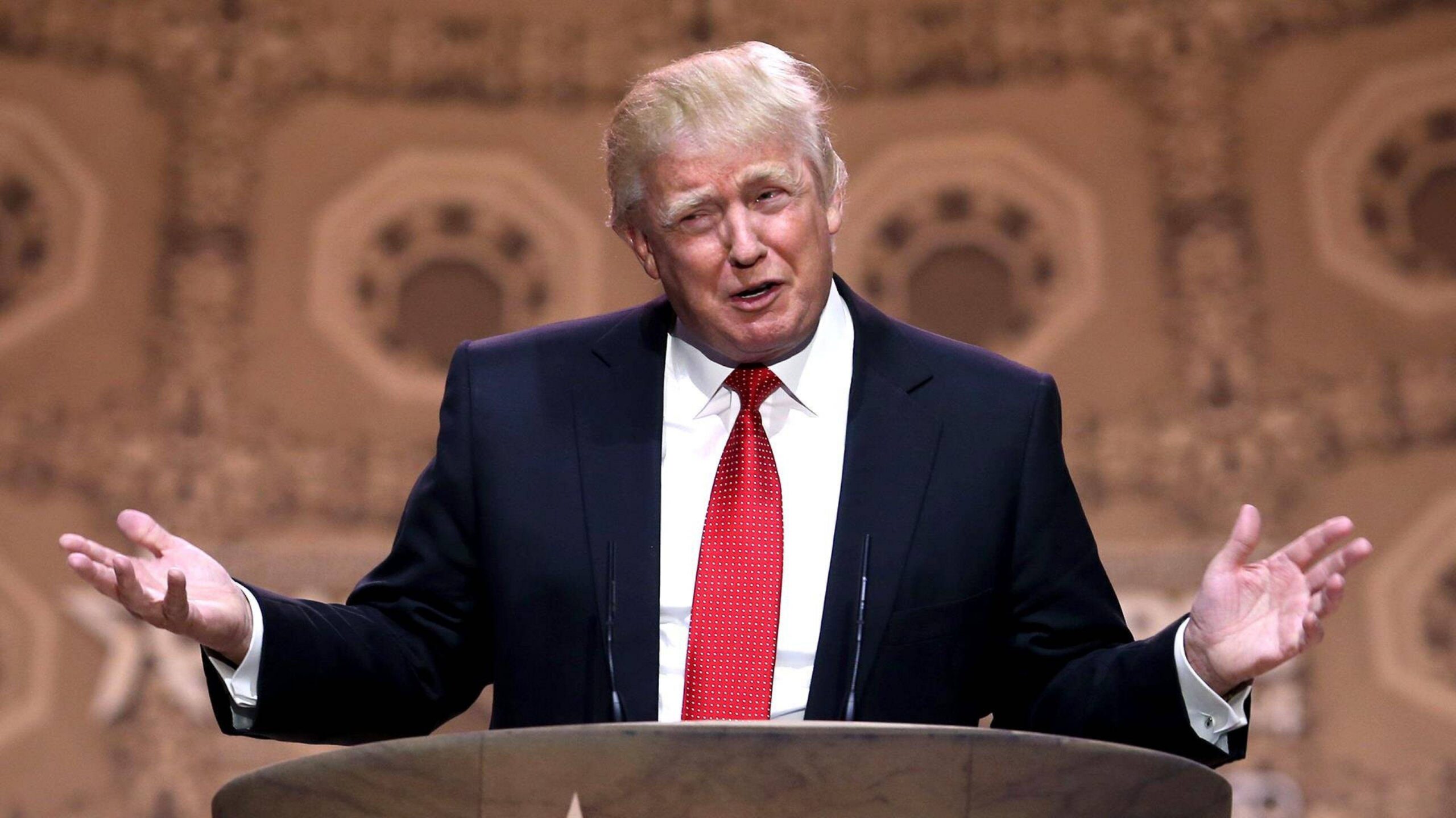 ¿La peor caída de Trump? Niveles de popularidad bajísimos