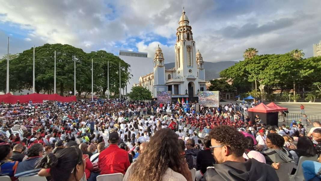 Movimientos sociales de Caracas respaldaron gestión de la presidenta encargada Delcy Rodríguez