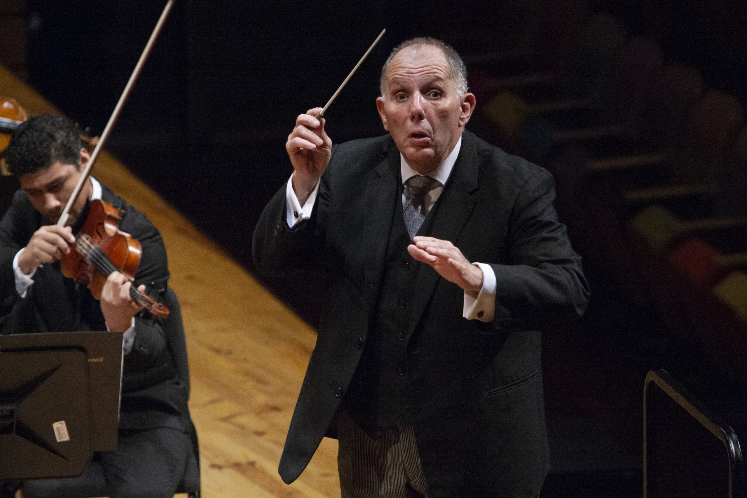 OSMC rendirá tributo a Rodolfo Saglimbeni con sinfonía de Mahler