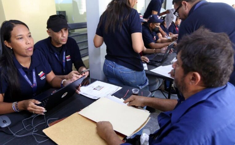 GMVV regulariza títulos de propiedad en Fuerte Tiuna