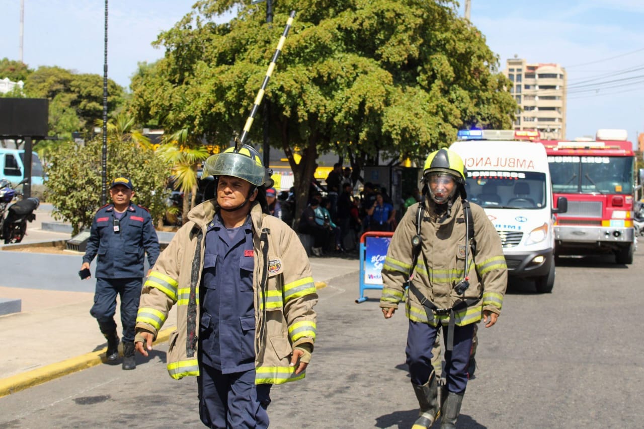 ​¡4 minutos para salvar vidas! Exitosa evacuación preventiva en la sede municipal de Maracaibo