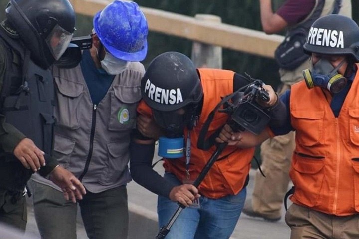 Contra la censura: Gremio periodístico se planta ante el proyecto de ley mordaza en Bolivia