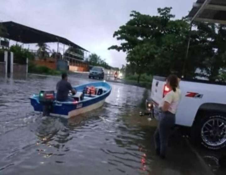Guanarito bajo el agua: El casco urbano se convierte en río