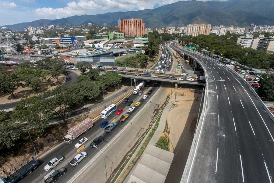 Plan de mantenimiento en la autopista Valle – Coche: Conoce el horario y las zonas restringidas