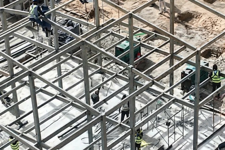 Dos mil nuevos hogares: Inician estudios de suelo para la construcción de viviendas en Catia La Mar