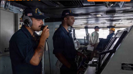 Un enfrentamiento a bordo del USS Abraham Lincoln dejó siete muertos y varios heridos