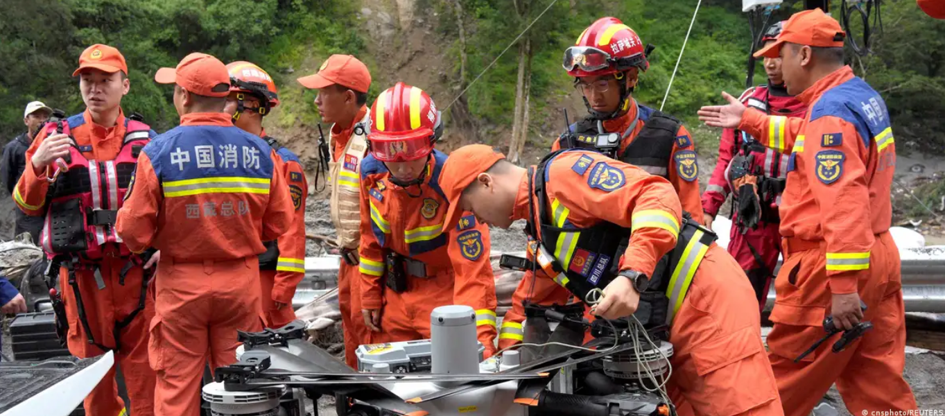 China reanuda operaciones de rescate en frontera