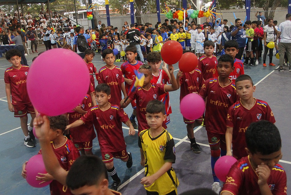 Mundialito Kids de Fútbol de Salón arrancó en Maracaibo