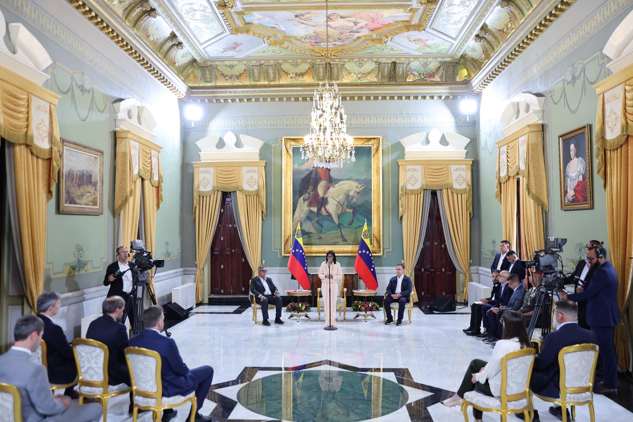 Venezuela e IMPSA firman acuerdo para acelerar la recuperación del sistema eléctrico