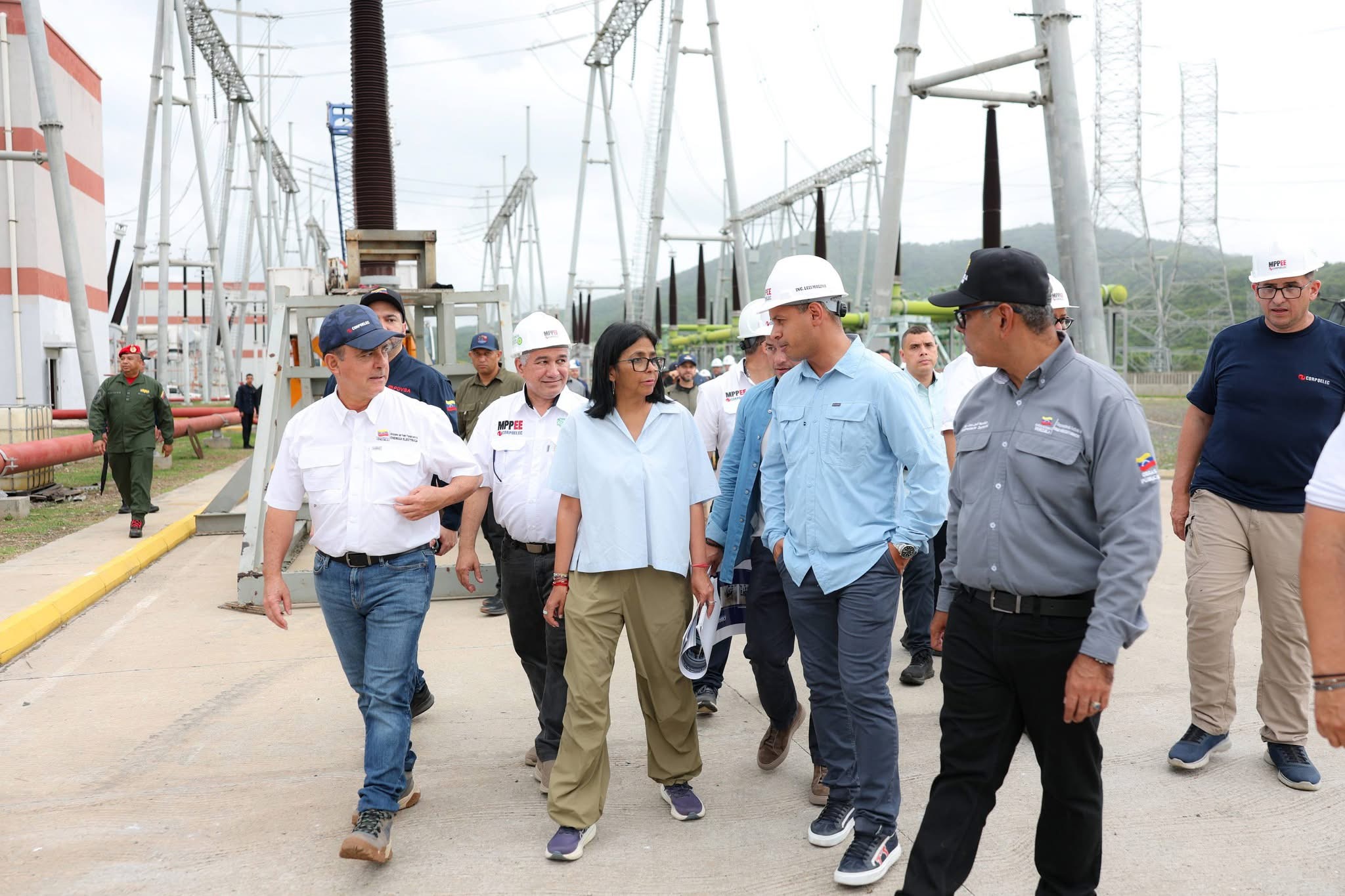 Presidenta Delcy Rodríguez supervisa la recuperación de Planta Centro y Termocarabobo tras impacto de doble sismo