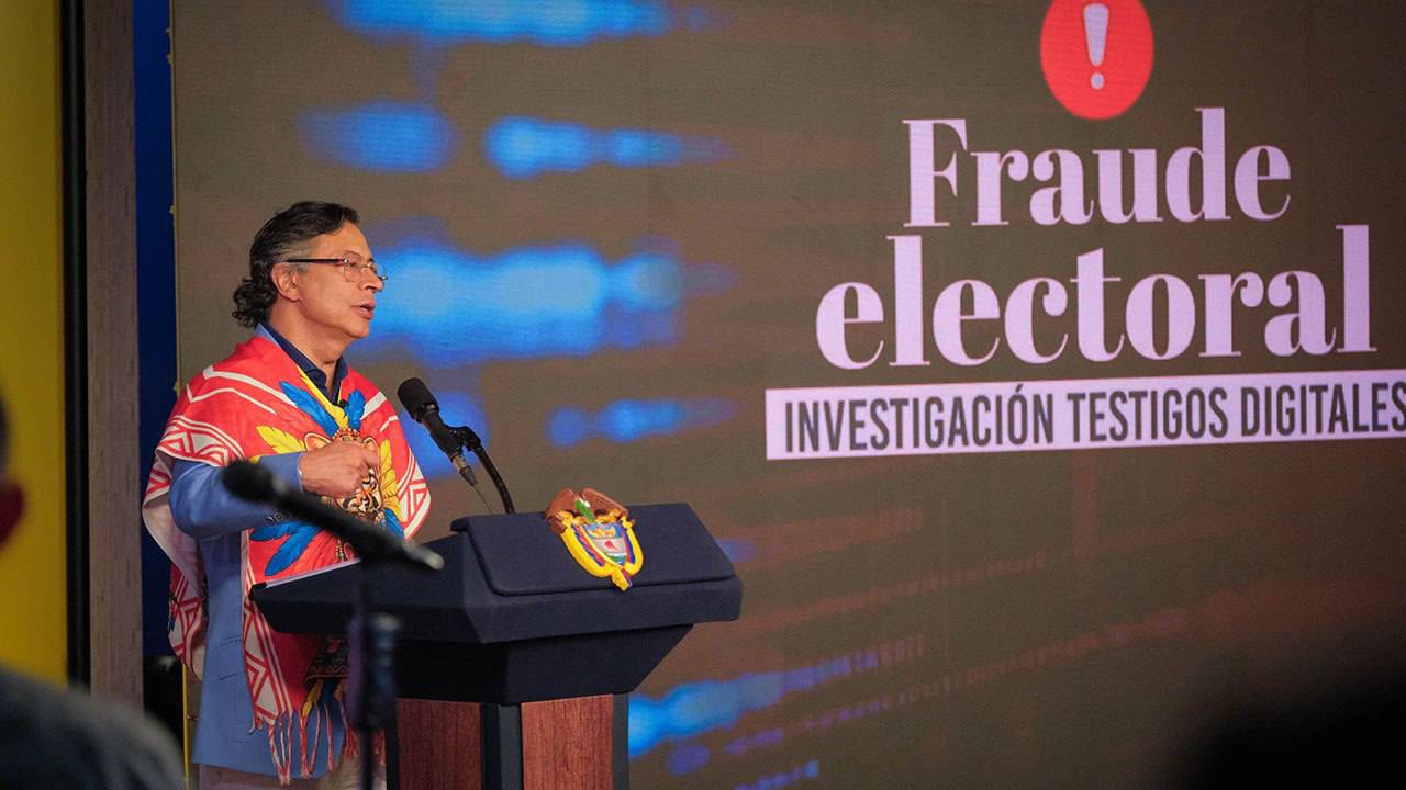 Petro desconoce las elecciones y denuncia una grave irregularidad en el cómputo