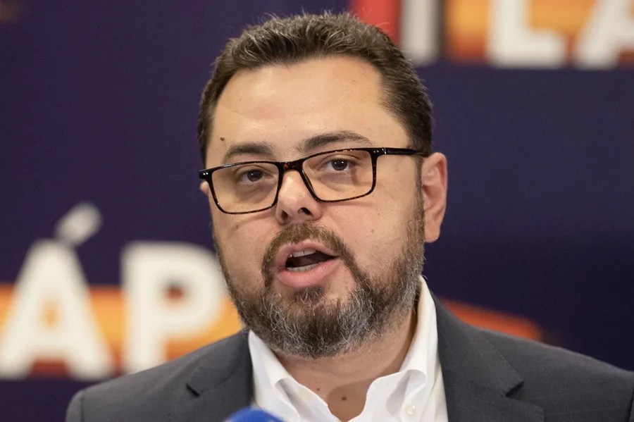 Destituyen al diputado Ecarri por irresponsabilidad institucional y violar la Constitución